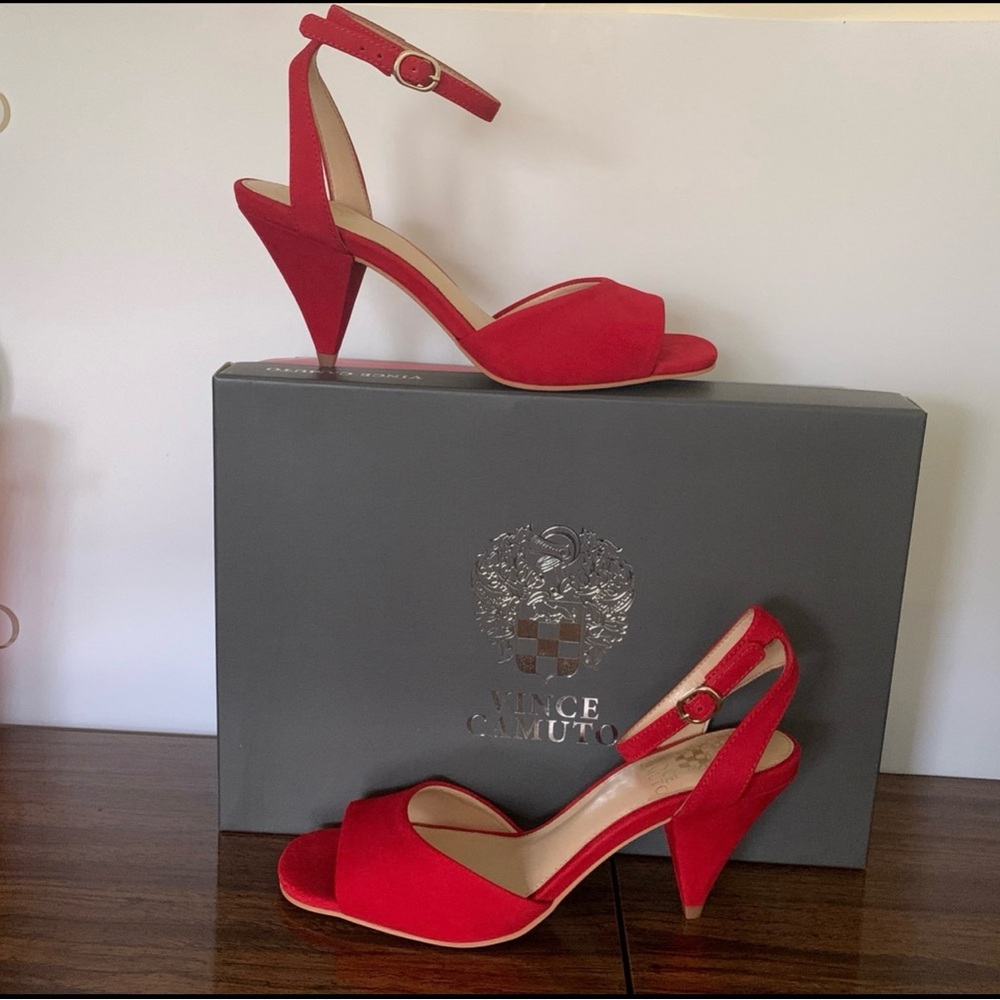 Vince Camuto Benatta Cone-Heel Dress Sandals, Ankle strap Red Rose NUBUCK size 6